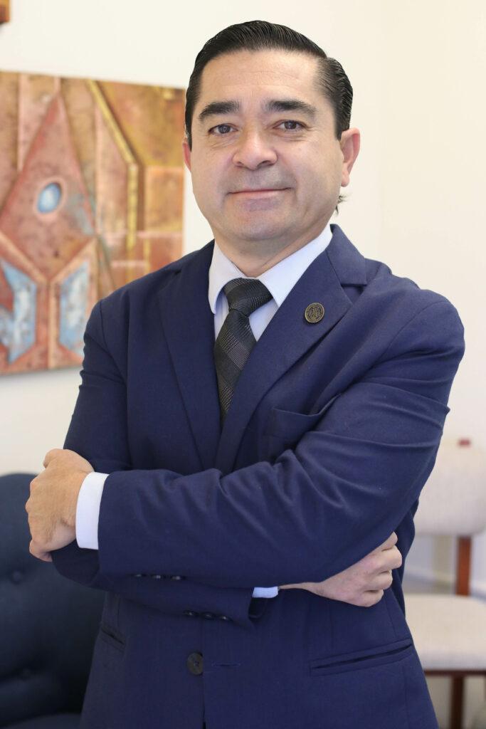 Mtro. Arturo Morones Zavala